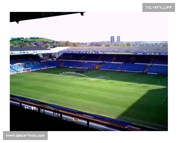 利兹联埃兰路球场扩建计划获批，容量提升至53000人跻身英超第六大